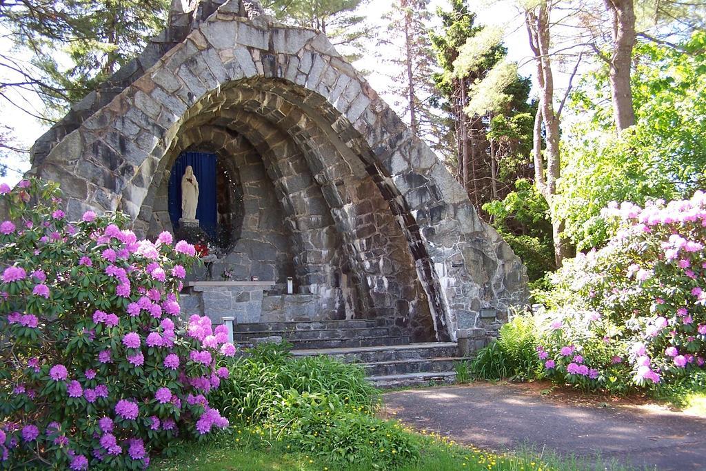 Franciscan Guest House Kennebunk Bagian luar foto